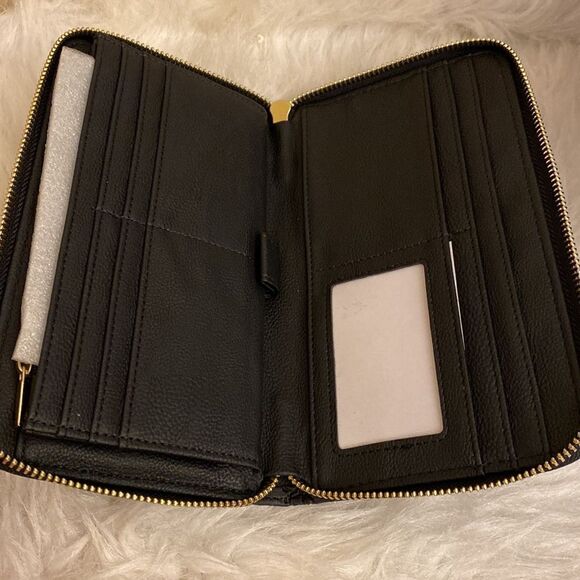 NWT Steve Madden Bzip-lo Signature Logo Zip Around
Wristlet Wallet - Black - Picture 9 of 9